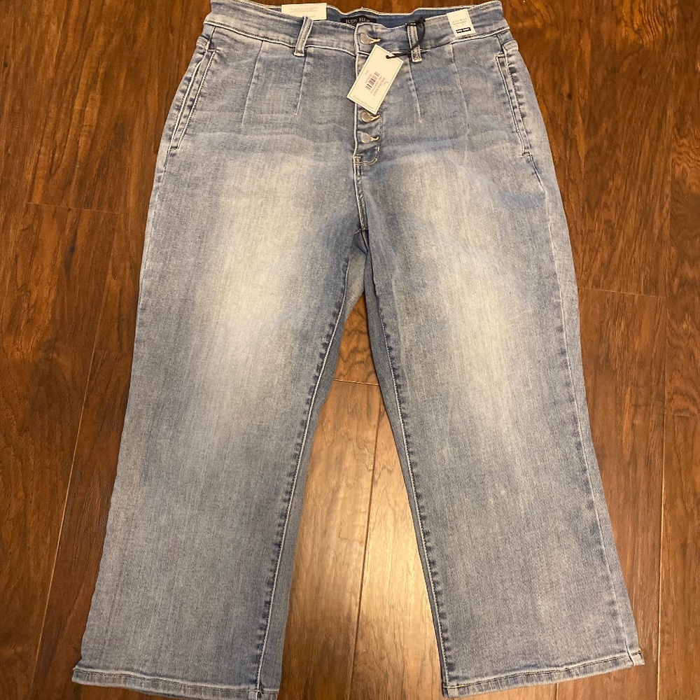 NWT Judy Blue High Rise Wide Leg Crop Jeans JB82477 - Size 14W